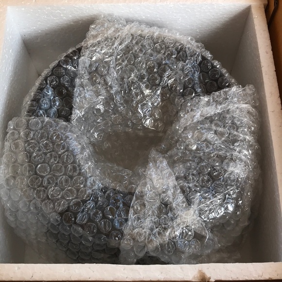 Pottery barn spiderweb drink dispenser stand - Picture 4 of 6